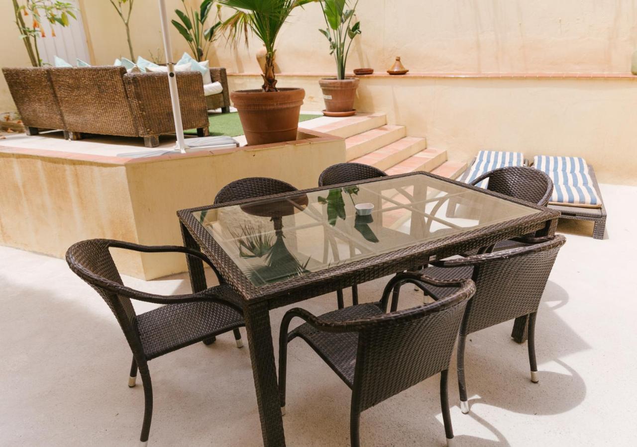 Apartamento Ambb-Private Patio-Steps Away From Old Town Málaga Exterior foto