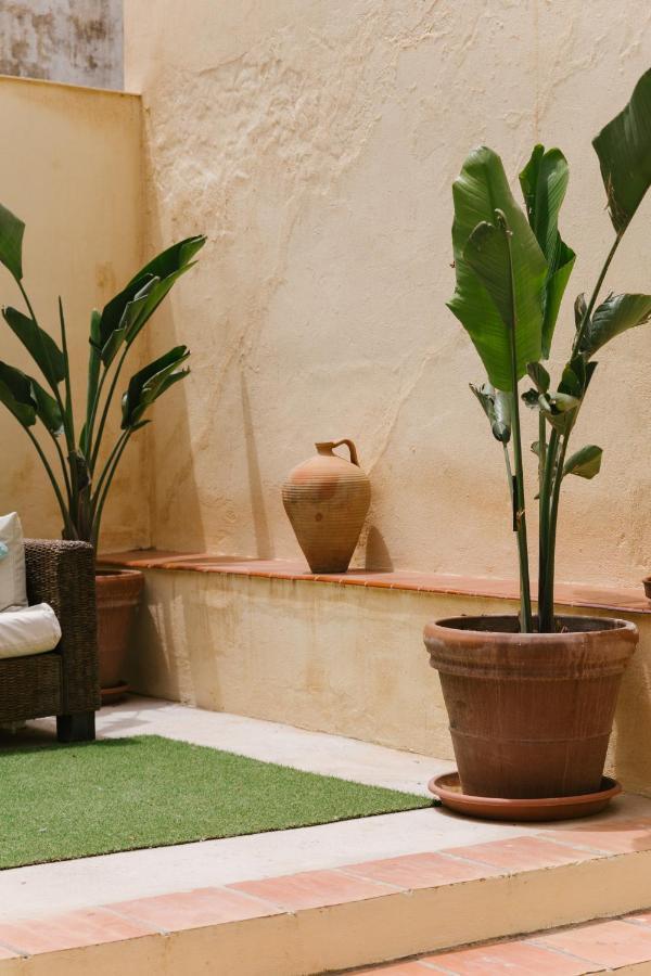 Apartamento Ambb-Private Patio-Steps Away From Old Town Málaga Exterior foto