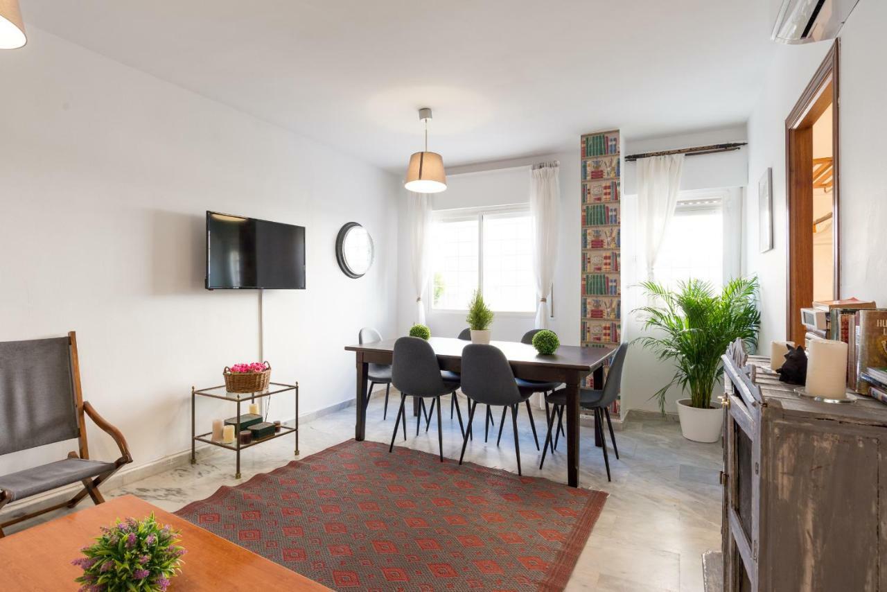 Apartamento Ambb-Private Patio-Steps Away From Old Town Málaga Exterior foto