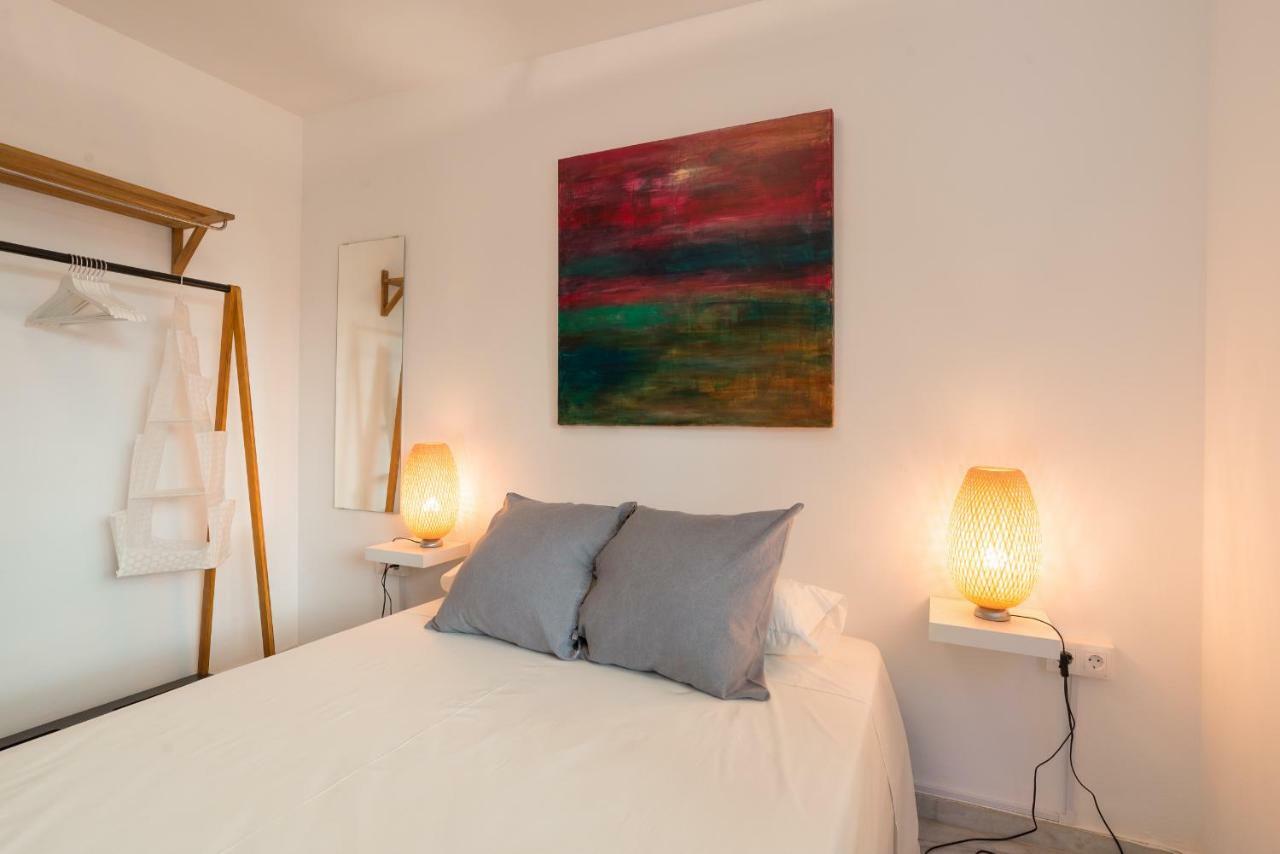 Apartamento Ambb-Private Patio-Steps Away From Old Town Málaga Exterior foto