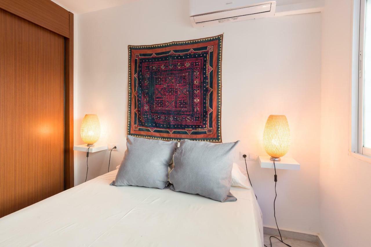 Apartamento Ambb-Private Patio-Steps Away From Old Town Málaga Exterior foto