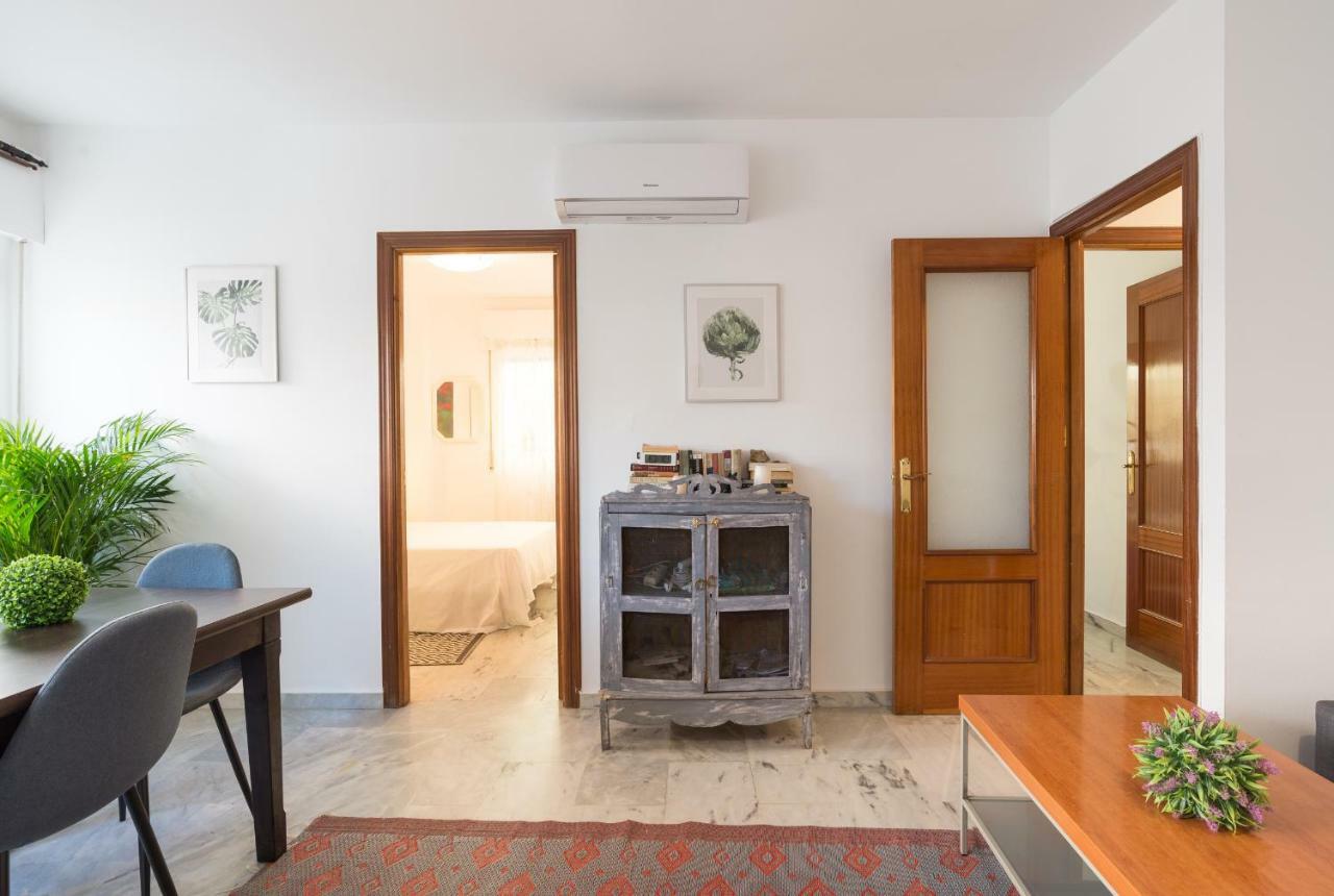Apartamento Ambb-Private Patio-Steps Away From Old Town Málaga Exterior foto