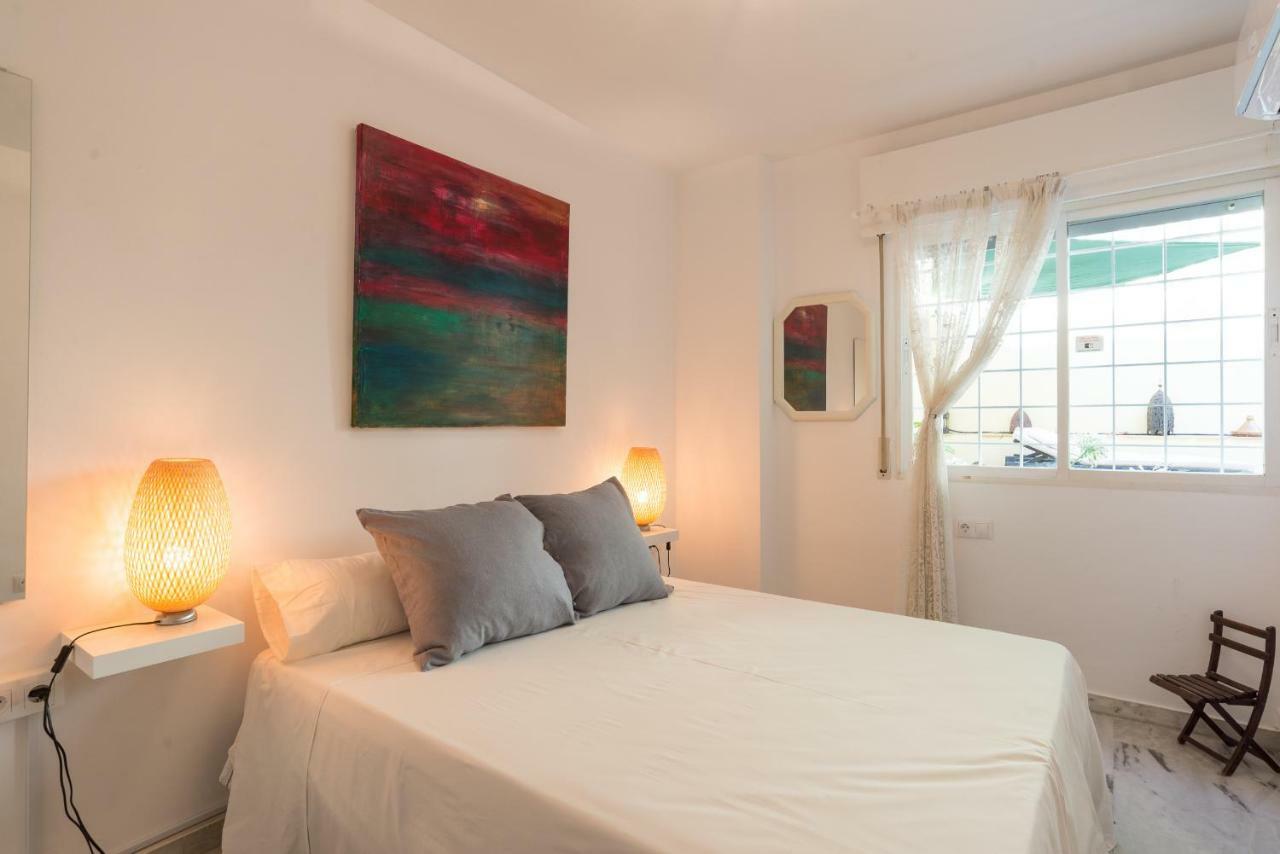 Apartamento Ambb-Private Patio-Steps Away From Old Town Málaga Exterior foto