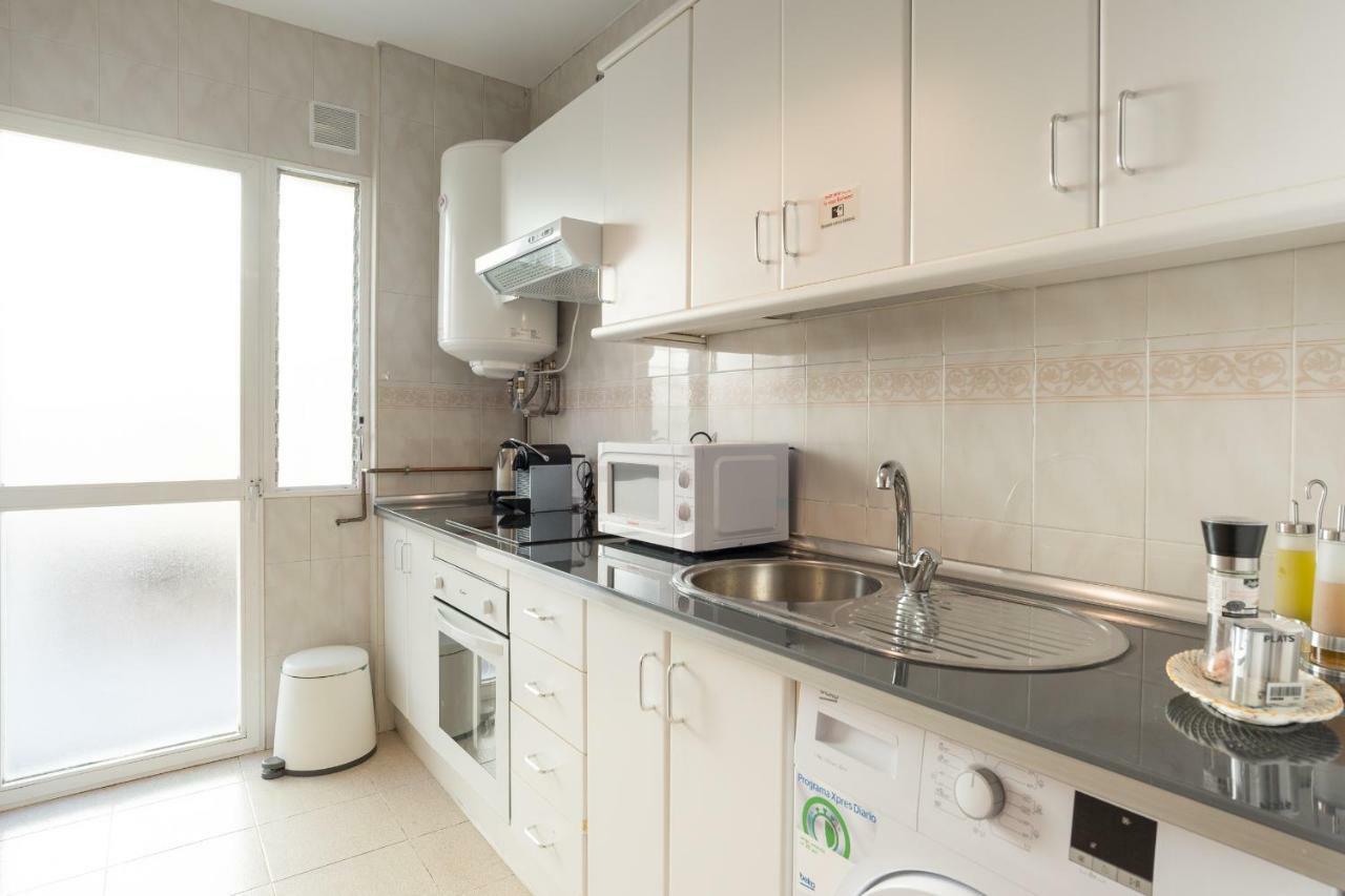 Apartamento Ambb-Private Patio-Steps Away From Old Town Málaga Exterior foto