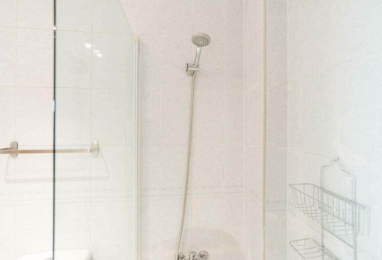 Apartamento Ambb-Private Patio-Steps Away From Old Town Málaga Exterior foto